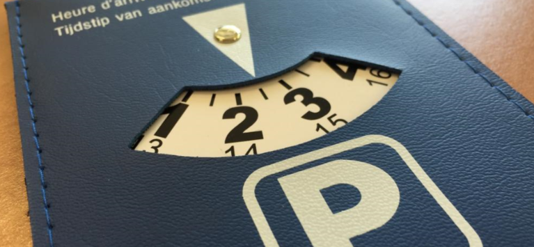 Afbeelding van een parkeerschijf Afbeelding van een parkeerschijf
